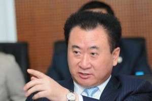 《以萌泪之殇》出装攻略最新（教你如何选择最适合的出装方案，战胜对手）