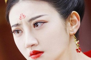 《大唐荣耀出装攻略大全最新！带你登顶战场》（战无不胜！这些关键出装帮你成为巅峰玩家）